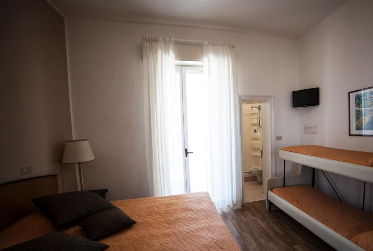 Riviera Mare Beach Life Hotel Ріміні Екстер'єр фото