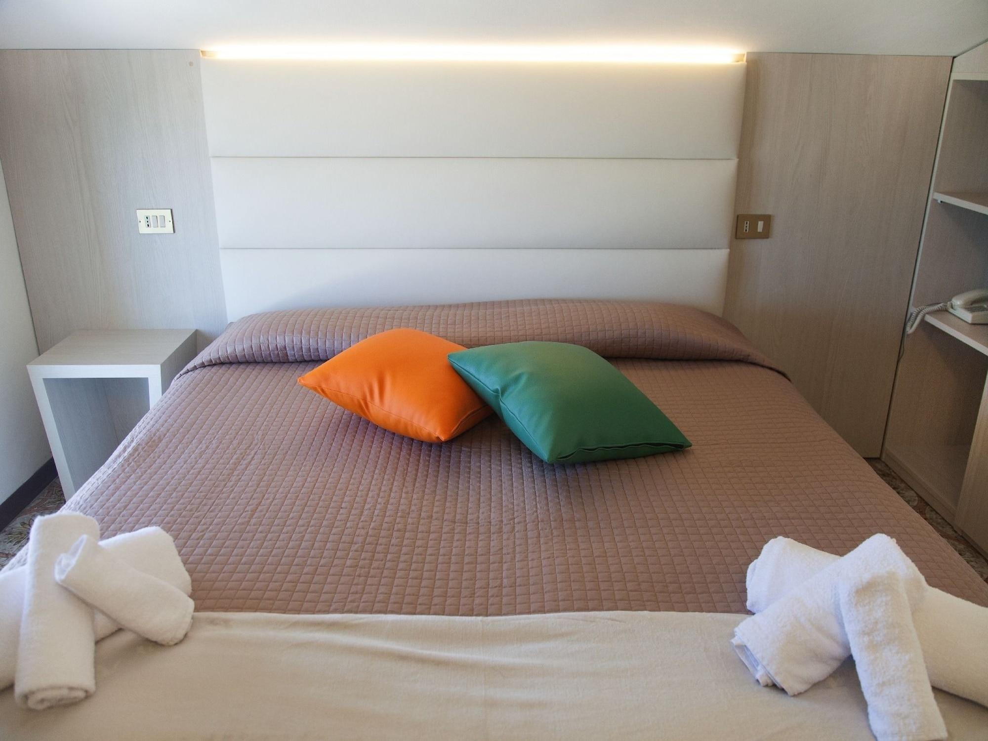 Riviera Mare Beach Life Hotel Ріміні Екстер'єр фото